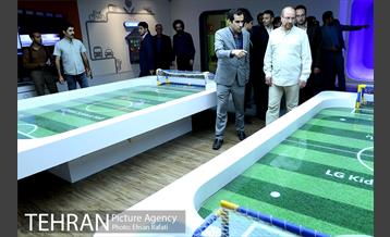 بازدید شهردار تهران از آخرین مراحل ساخت باغ کتاب تهران 17