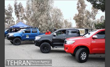 بزرگترین همایش اتومبیلهای دو دیفرانسیل تهران‎ 2