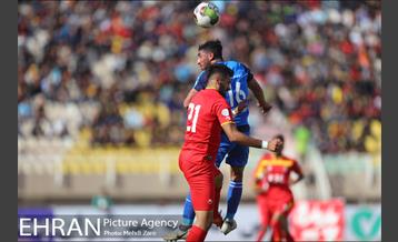 دیدار تیم‌های فولاد خوزستان و استقلال تهران 15