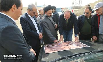 بازدید عضو شورای شهر از پروژه‌های منطقه ۲۲ 16