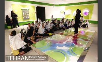 بازدید مدارس از باغ علم کودک در باغ کتاب  10