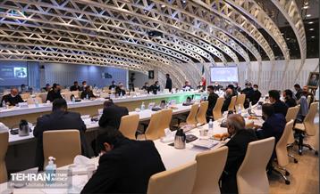 نشست هم اندیشی شهردار تهران با نخبگان منطقه 2