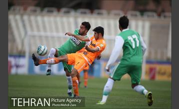 دیدار تیم های فوتبال سایپا و ماشین سازی تبریز