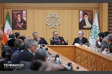 نشست هم‌اندیشی هیئت رئیسه اتاق اصناف تهران، روسای اتحادیه‌های صنفی تهران و هیئت امناء بازار تهران با شهردار تهران 22