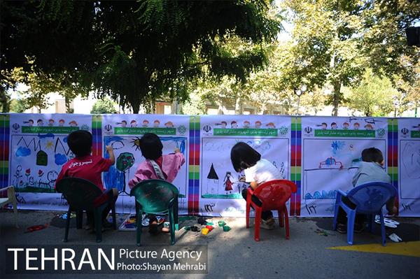 جشنواره طولانی ترین نقاشی کودکان 11