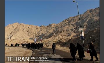 مراسم کوهپیمایی خانوادگی در کوه بی بی شهربانو 3