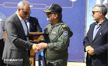 رونمایی از تندیس سرلشکر خلبان شهید بابایی 14