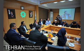 نشست ناصر امانی معاون برنامه ریزی توسعه شهری و امور شورا 11