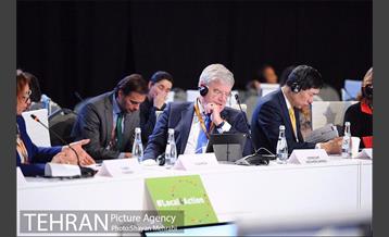 میزگرد دولت های محلی و منطقه ای 4