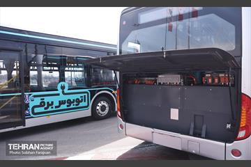 آیین رونمایی و ورود ناوگان حمل‌ونقل برقی شهر تهران 21