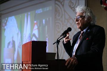 نخستین جایزه هنری قلب تهران 13