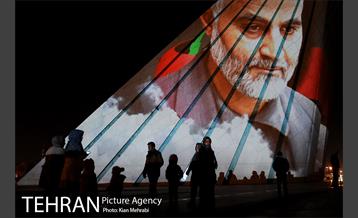 تصاویر سردار شهید قاسم سلیمانی بر دیوار برج آزادی 18