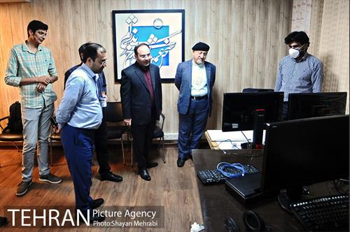 بازدید محمد جواد حق شناس از مرکز ارتباطات شهرداری تهران 10