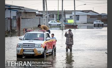 عملیات تخلیه آب از محلات گمیشان 11
