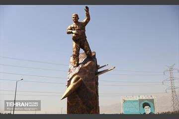 رونمایی از تندیس سرلشکر خلبان شهید بابایی 3