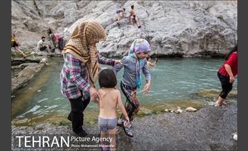 آبتنی تابستانی در چشمه علی 12