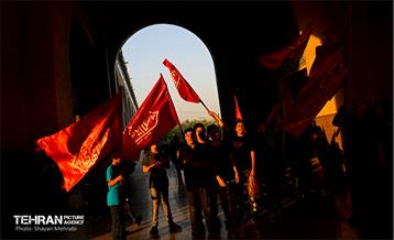 بدرقه خادمان و زائران اربعین 14