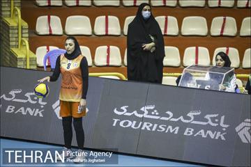 قهرمانی زود هنگام والیبال زنان سایپا تهران 16