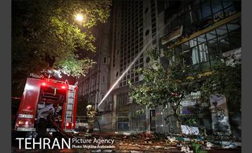 آتش‌سوزی ساختمان چهار طبقه در خیابان فخر رازی 2