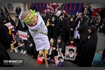 راهپیمایی ۱۳ آبان در تهران  21