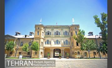 میدان مشق (باغ ملی) 22