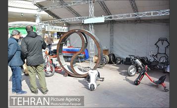 افتتاح دومین جشنواره آتش به اختیار 24