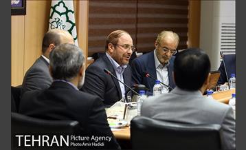 نشست صمیمانه شهردار تهران با مدیران مسئول رسانه های جمعی 3