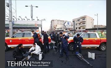 آئین رونمایی از تجهیزات جدید سازمان آتش نشانی پایتخت در ضدعفونی اماکن عمومی 1