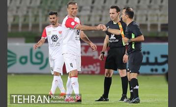 دیدار تیم های فوتبال سایپا و پرسپولیس 35