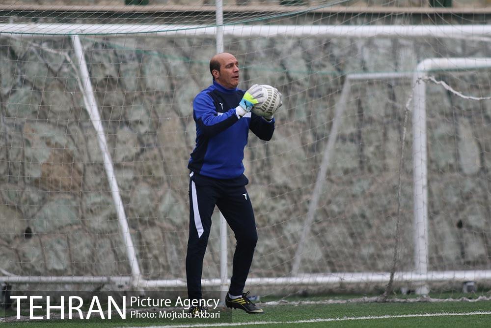 دیدار تیم‌های پیشکسوتان استقلال و خبرنگاران دیدبان