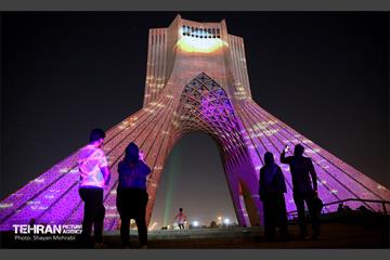 ویدئو مپینگ محرم در برج آزادی 22