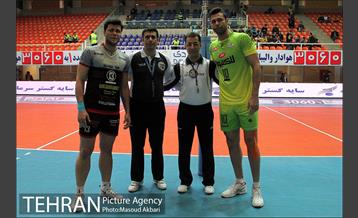 دیدار تیم های والیبال بانک سرمایه و کاله