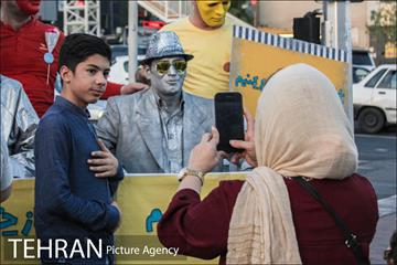 اجراهای خیابانی کمپین از خودمان شروع کنیم 20
