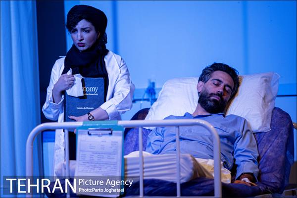 نمایش «بالاخره این زندگی مال کیه؟» 24