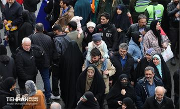 جشن نیمه‌شعبان در میدان ولی‌عصر (عج) - 3 30