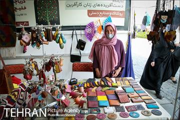 نمایشگاه دست آفریده های زنان کارآفرین 15