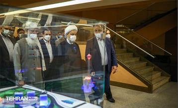 بازدید مهمانان سی و پنجمین کنفرانس بین‌المللی وحدت اسلامی از برج میلاد 3