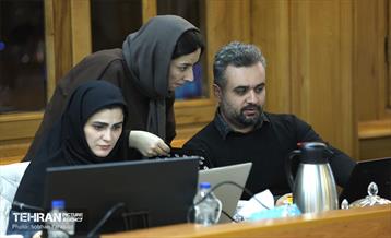 نشست خبری رئیس کمیسیون برنامه و بودجه شورای اسلامی شهر تهران 6