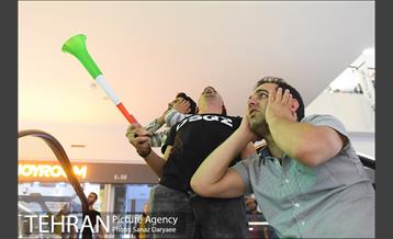 تماشای مسابقات جام جهانی فوتبال  42