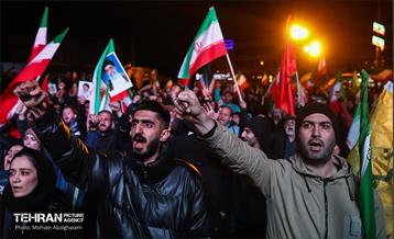 چهل‌و‌سومین شب اجتماع دفاع از انقلاب 19