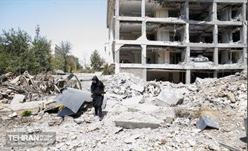 تور عکاسی آثار جنگ تحمیلی ۱۲ روزه شهر تهران 27