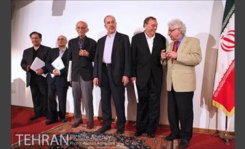 "کرنش به حافظ" در موزه هنرهای دینی امام علی 42