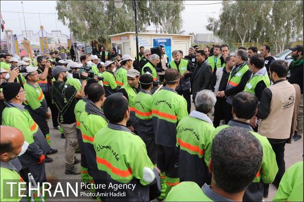 بازدید رییس ستاد اربعین شهرداری تهران از مرکز اسکان خادمین حسین 18