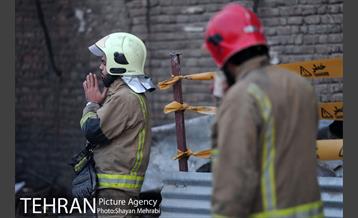 پنجشنبه ۳۰ دی ۱۳۹۵ 40