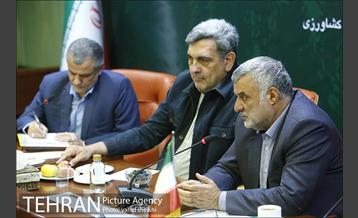 مراسم امضای تفاهم نامه اجرای مدیریت بهره برداری و نگهداری از پارک های جنگلی و توسعه فضای سبز شهر تهران 6