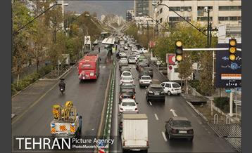 ترافیک تهران در یک روز بارانی 17