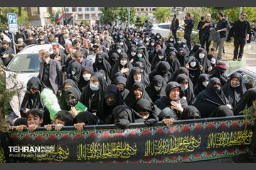 مراسم تشییع و خاکسپاری لاله های زهرایی در منطقه 5