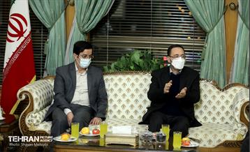 دیدار شهردار تهران با شهردار و اعضای شورای شهر قم 4