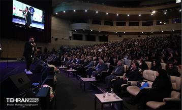 تجلیل از معلمان دانش‌آموزان با نیازهای ویژه شهر تهران 17