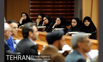 تجلیل شهردار تهران از دست اندرکاران غرفه شهرداری تهران در نمایشگاه قرآن  7